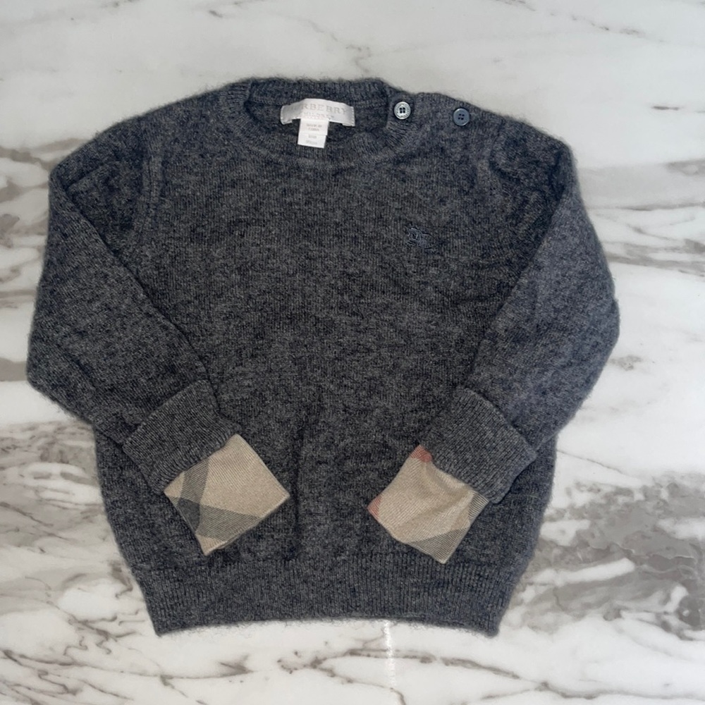 Pre own Burberry kids sweater